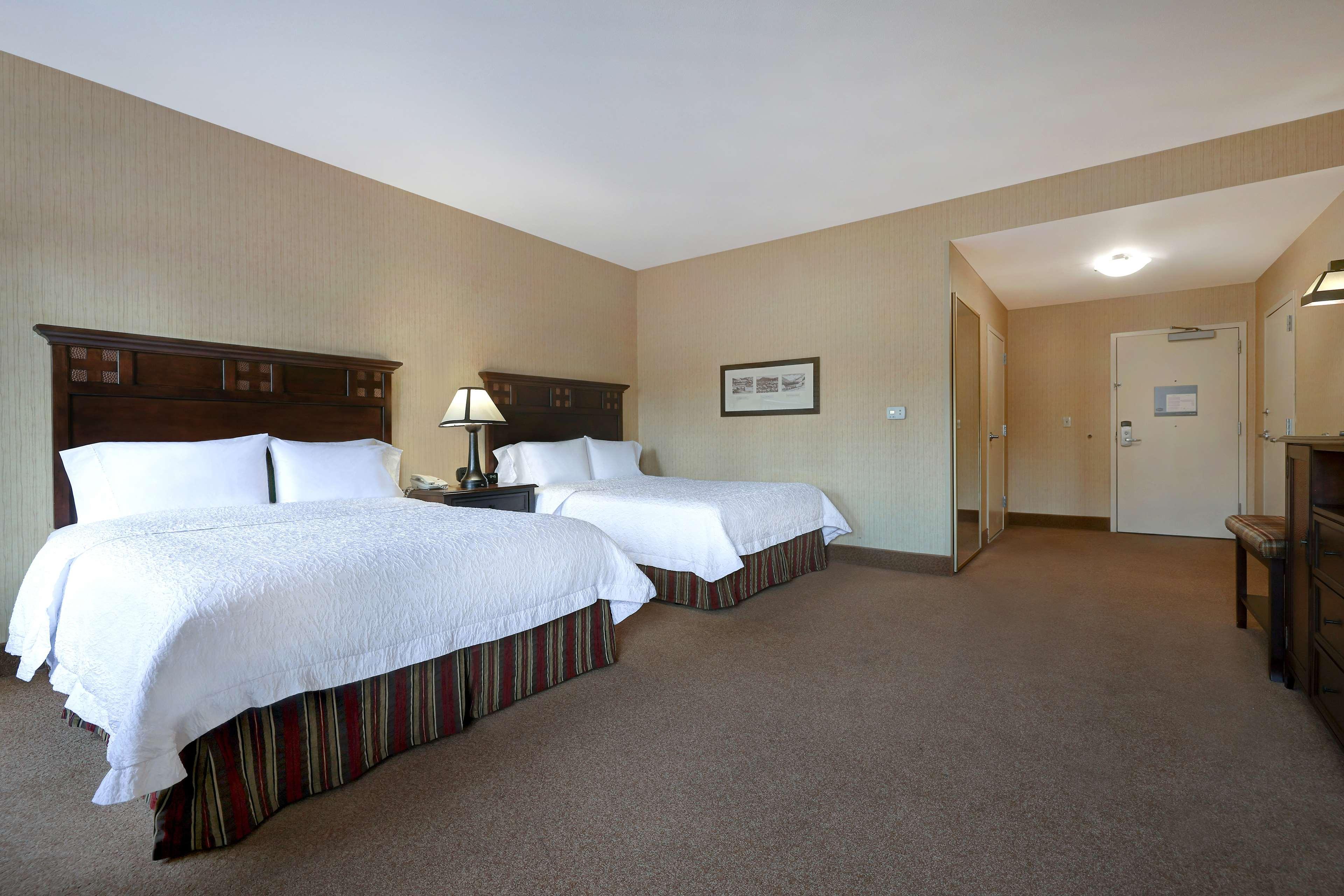Hampton Inn & Suites Tahoe-Truckee Exterior photo